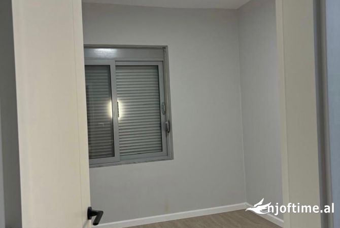 Apartament me qera 2+1 Bllok 