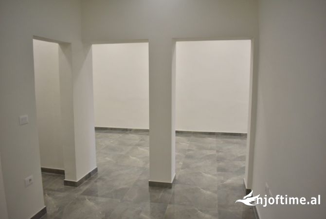 Shitet ambient Biznesi  Stadiumi Dinamo