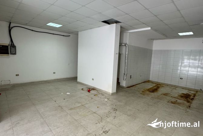 Business Property in Sale 3+1 in Tirana - 150,000 Euro
