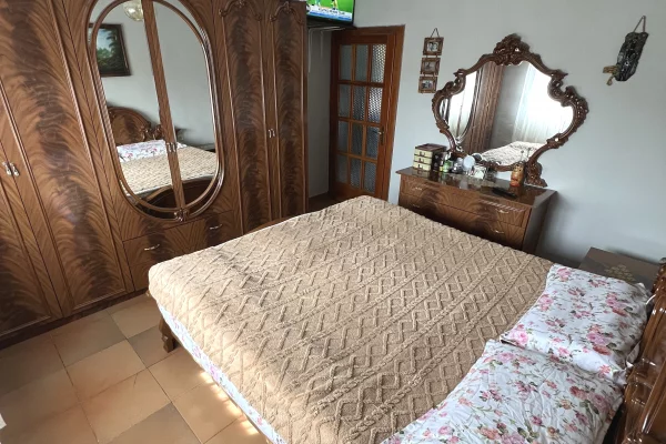 Appartamento in vendita a Tirana 2+1, Arredato