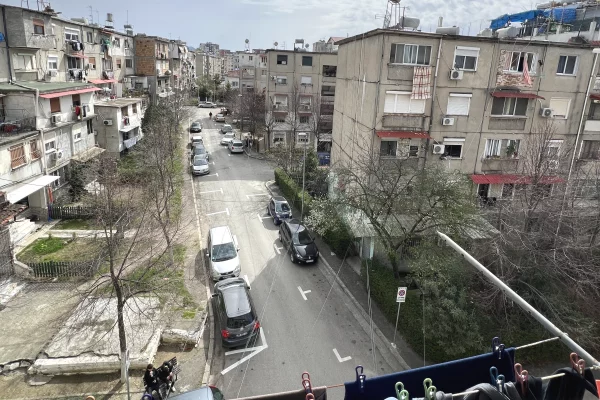 Appartamento in vendita a Tirana 2+1, Arredato