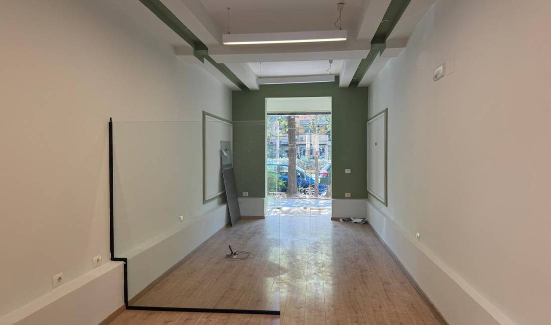 Shitet dyqan,Rruga e Kavajes