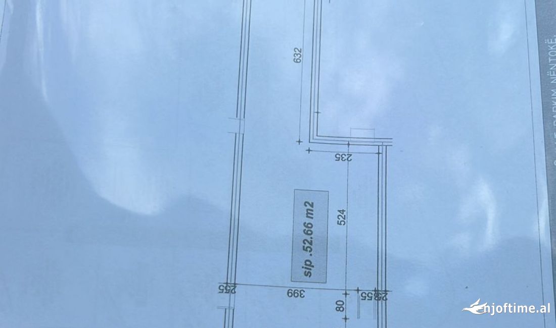 Shitet Dyqan ne Don bosko rruga Egnatia 