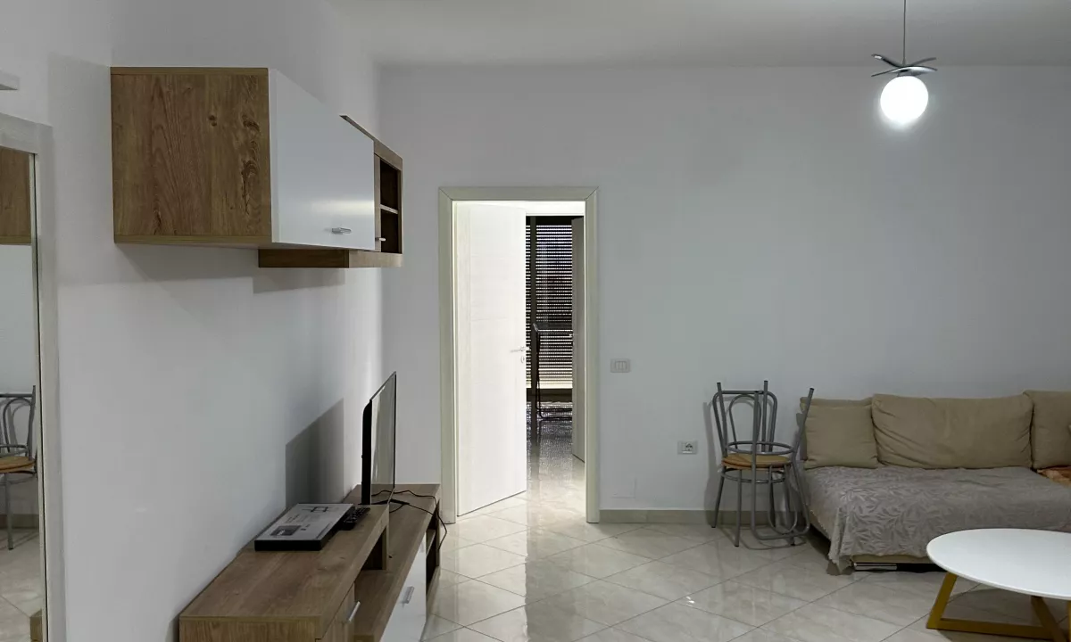 Shtepi ne shitje Apartament ne Tirane, 2+1, Mobilimi Pjeserisht e mobiluar, Pagesa 142,425  Euro.