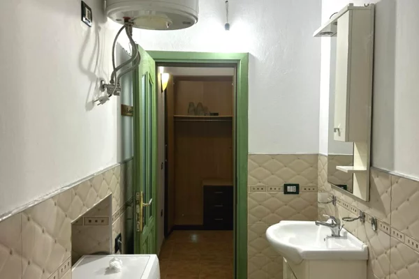 Shtepi me qera Apartament ne Tirane, 1+1, Mobilimi E mobiluar, Pagesa 45,000  Leke.