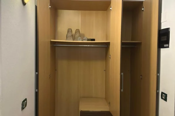 Shtepi me qera Apartament ne Tirane, 1+1, Mobilimi E mobiluar, Pagesa 45,000  Leke.