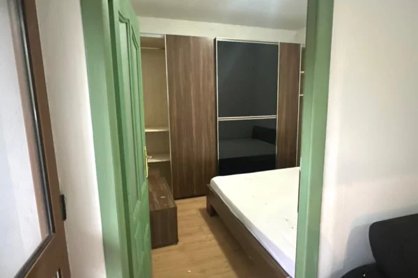 Shtepi me qera Apartament ne Tirane, 1+1, Mobilimi E mobiluar, Pagesa 45,000  Leke.