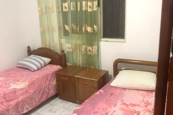 Shtepi me qera 1+1 ne Tirane - 30,000 Leke