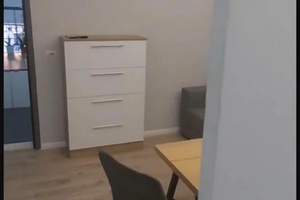 House for Rent Apartment in Tirana, Garsoniere, Furniture Furnished, Payment 35,000  Leke.