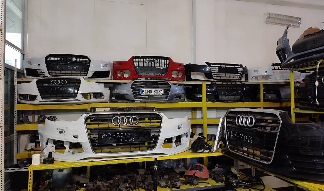 Pjese kembimi Gjermane me shumice edhe pakic.