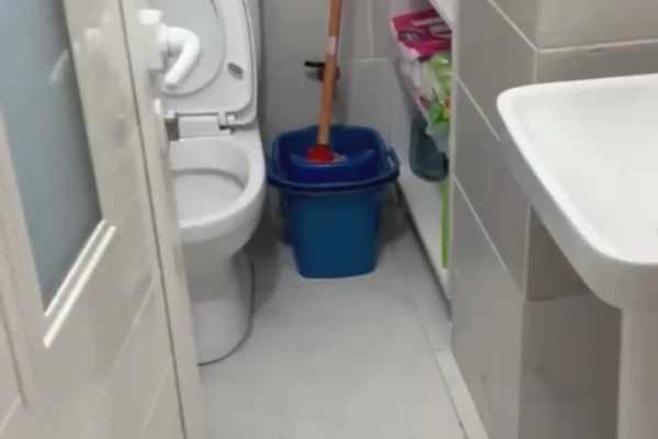 Shtepi me qera Apartament ne Tirane, 3+1, Mobilimi E mobiluar, Pagesa 70,000  Leke.