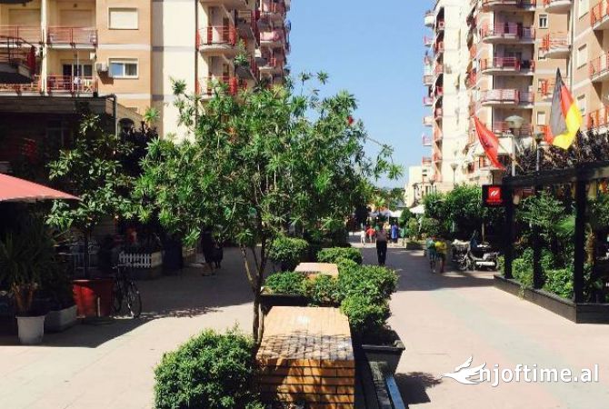 Business Property in Sale 1+1 in Tirana - 215,000 Euro