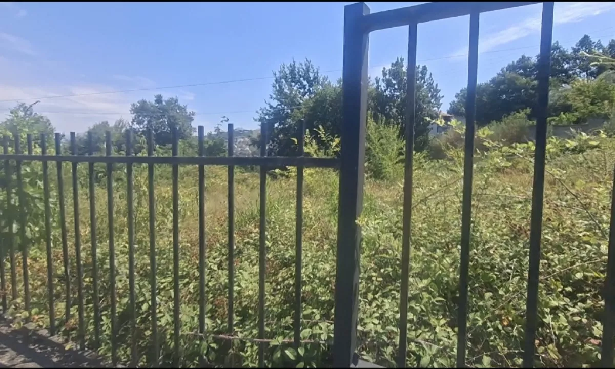 SHITET TOKE PRANE KOMBINATIT 