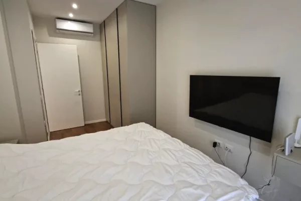 Shtepi me qera Apartament ne Tirane, 1+1, Mobilimi E mobiluar, Pagesa 600  Euro.