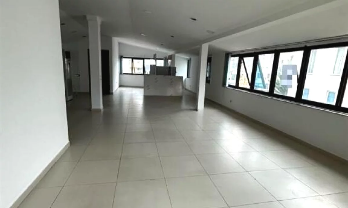 🏢✨ Ambient Biznesi 3 Katesh me Qira tek Brryli – Prane Klinikes Iraniane 🔥