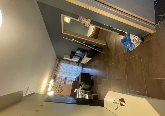 Shtepi me qera Apartament ne Tirane, 1+1, Mobilimi E mobiluar, Pagesa 500  Euro.