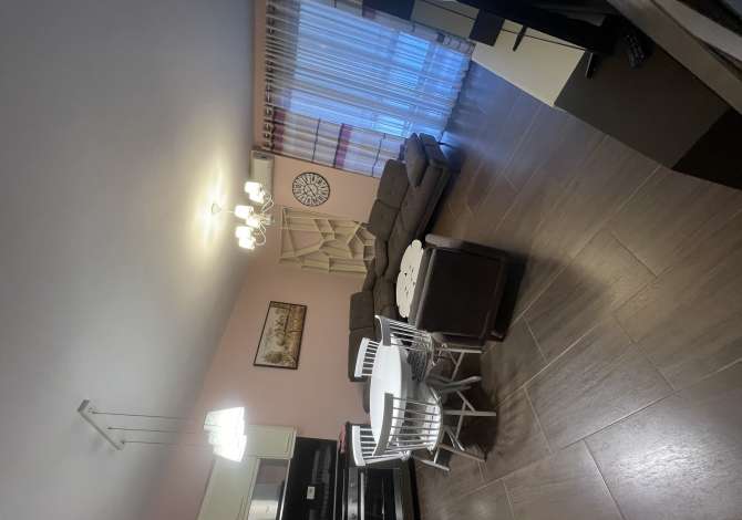 Shtepi me qera Apartament ne Tirane, 1+1, Mobilimi E mobiluar, Pagesa 500  Euro.