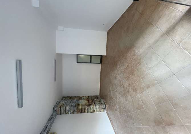 Business Property in Sale 1+1 in Tirana - 80,000 Euro