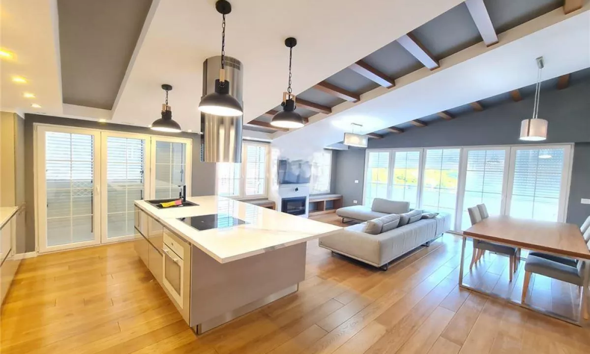 Apartment for rent in Tirana 3+1, Emty