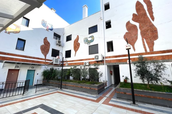 SHITET apartament 2+1+ Depo + Parkim tek Kodra e Diellit (Shkolla ACT 2)