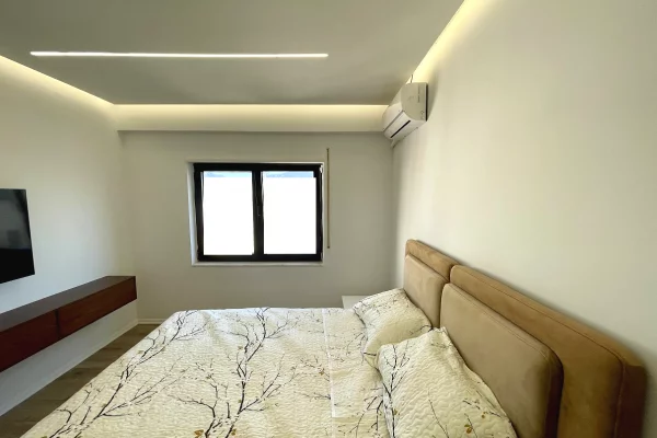 Appartamento in vendita a Tirana 1+1, Arredato