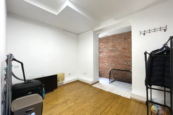 Appartamento in vendita a Tirana 2+1, Arredato