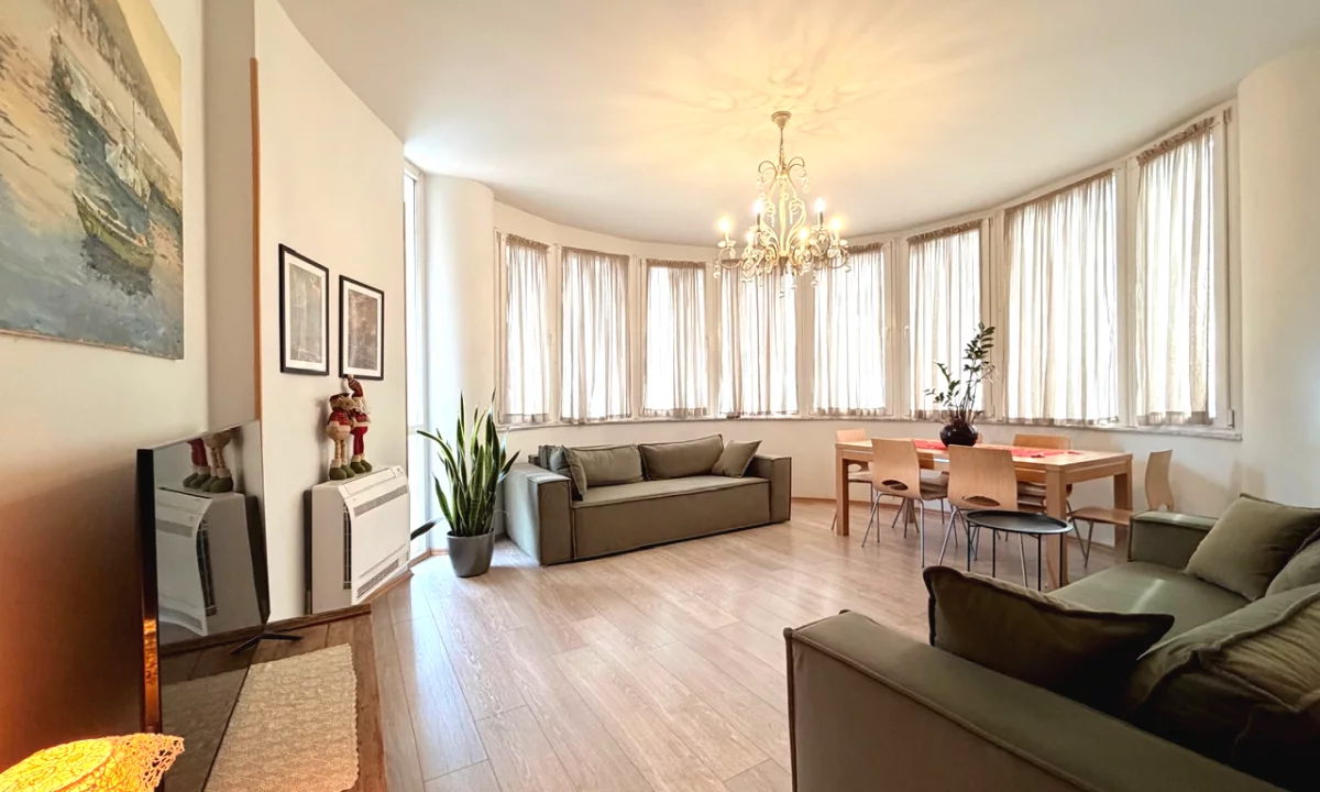 Shtepi ne shitje Apartament ne Tirane, 2+1, Mobilimi E mobiluar, Pagesa 265,000  Euro.