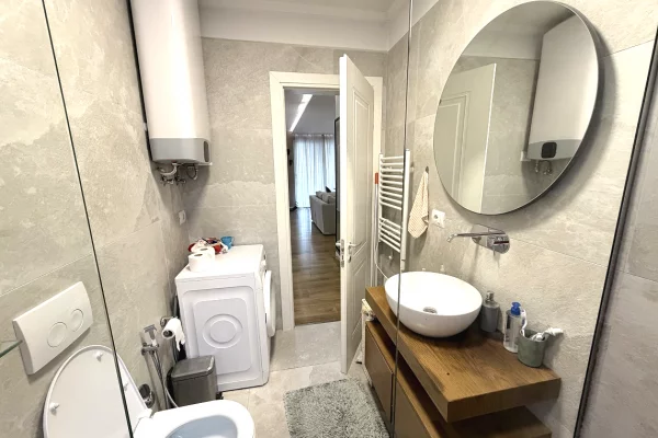 Appartamento in vendita a Tirana 2+1, Arredato