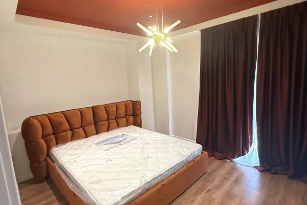 Shtepi me qera Apartament ne Tirane, 2+1, Mobilimi E mobiluar, Pagesa 1,200  Euro.