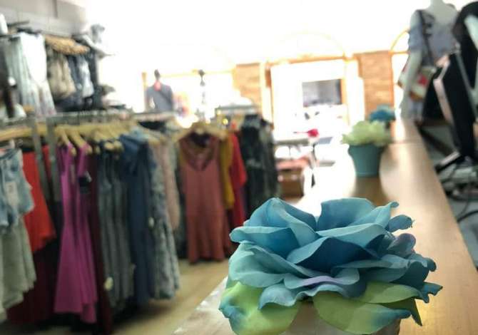 Pajisje biznesi ne shitje ne Tirane - 100,000 Leke