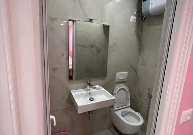 DYQAN ME QERA QYTET STUDENTI(VR009)