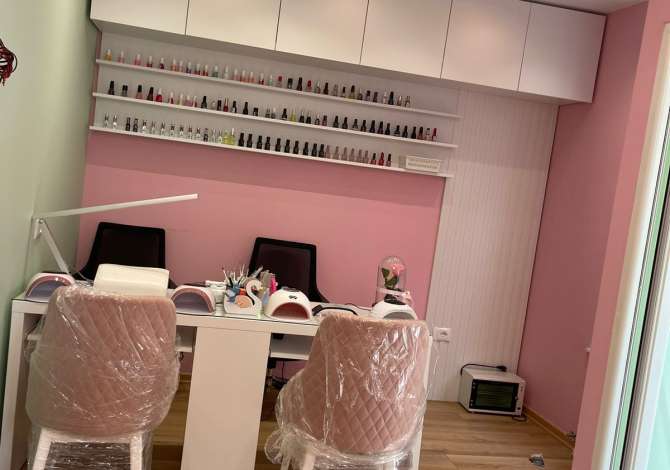 Ambient biznesi me qera 1+1 ne Tirane - 300 Euro