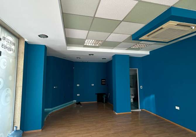 Ambient biznesi me qera 3+1 ne Tirane - 400 Euro
