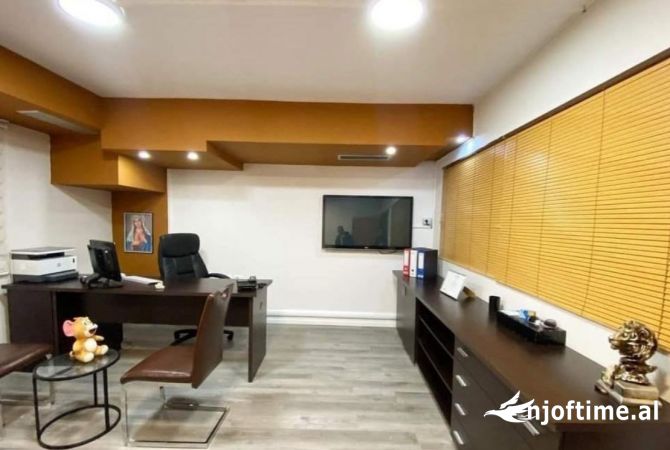 Business Property for Rent 3+1 in Tirana - 3,000 Euro