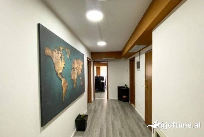 Business Property for Rent 3+1 in Tirana - 3,000 Euro