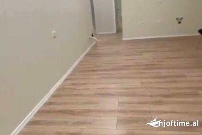 Business Property for Rent 3+1 in Tirana - 800 Euro