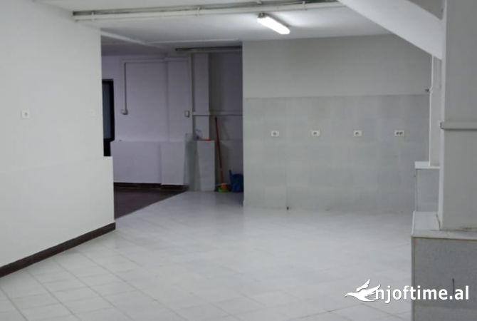 Business Property in Sale 1+1 in Tirana - 86,500 Euro
