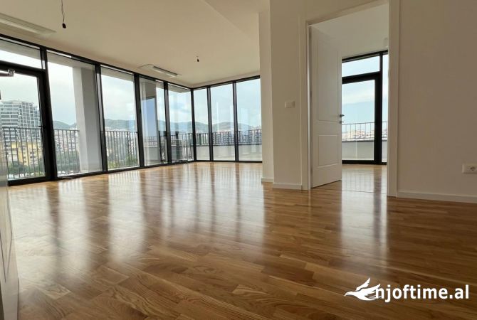 Ambient Biznesi me Qera per Zyra - Liqeni Artificial (VR111)