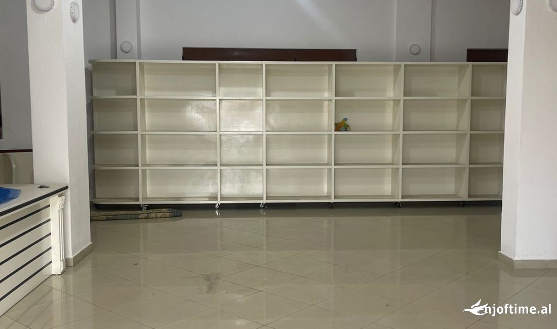 Ambjent biznesi me qera - sanatoriumi (VR005)