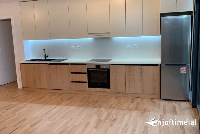 Zyre me qera - Lake view (VR002)