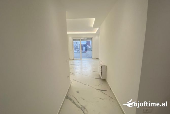 Ambient biznesi  me qera (VR007)