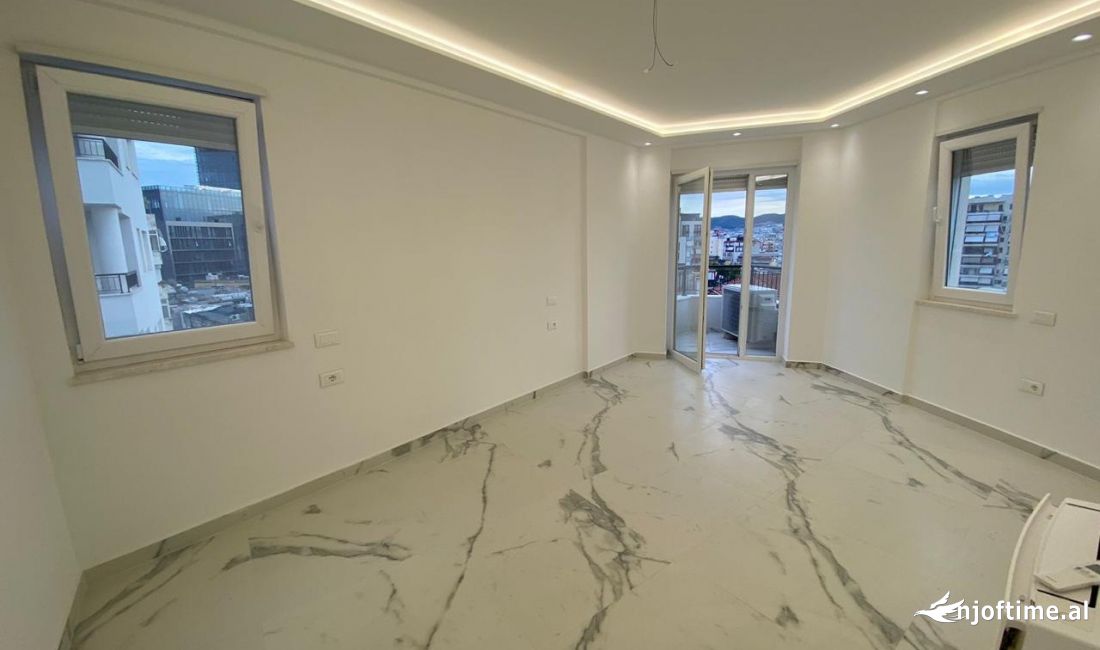 Ambient biznesi  me qera (VR007)