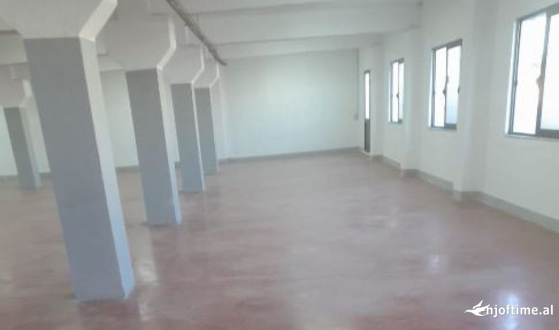 Magazine me qera- Amerikan 3 (VR004)