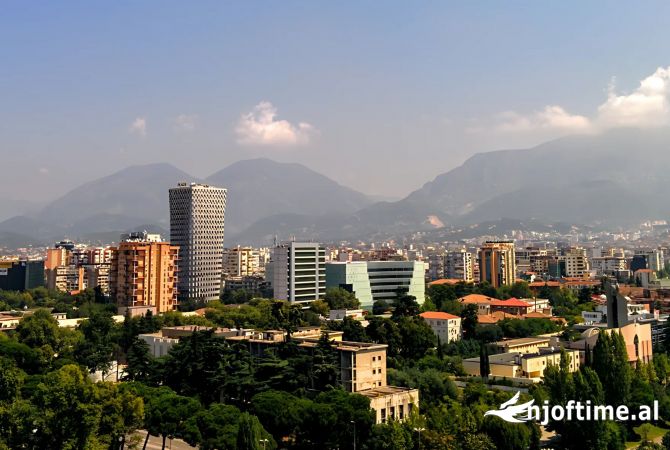 Ambient Biznesi për Qira në Sauk (VR111)