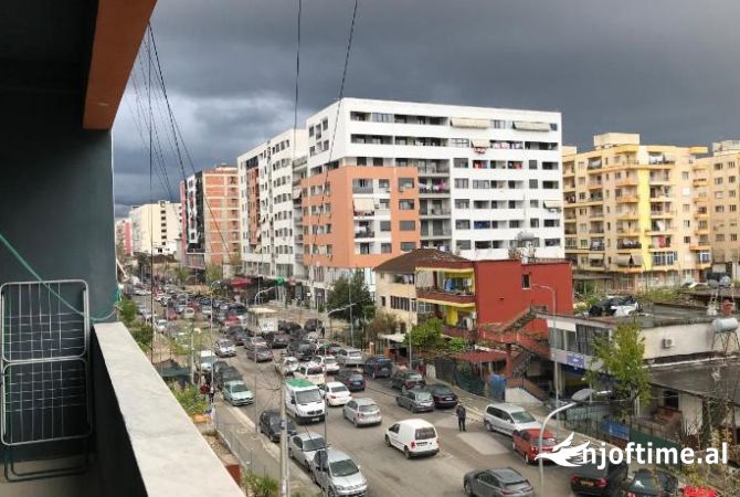 Ambjent me qira - Laprake (VR004)