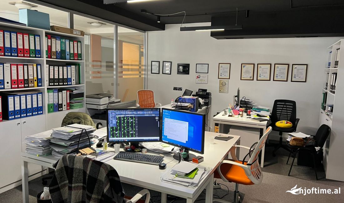 Ambient biznesi me qera - Pazari i Ri (VR009)