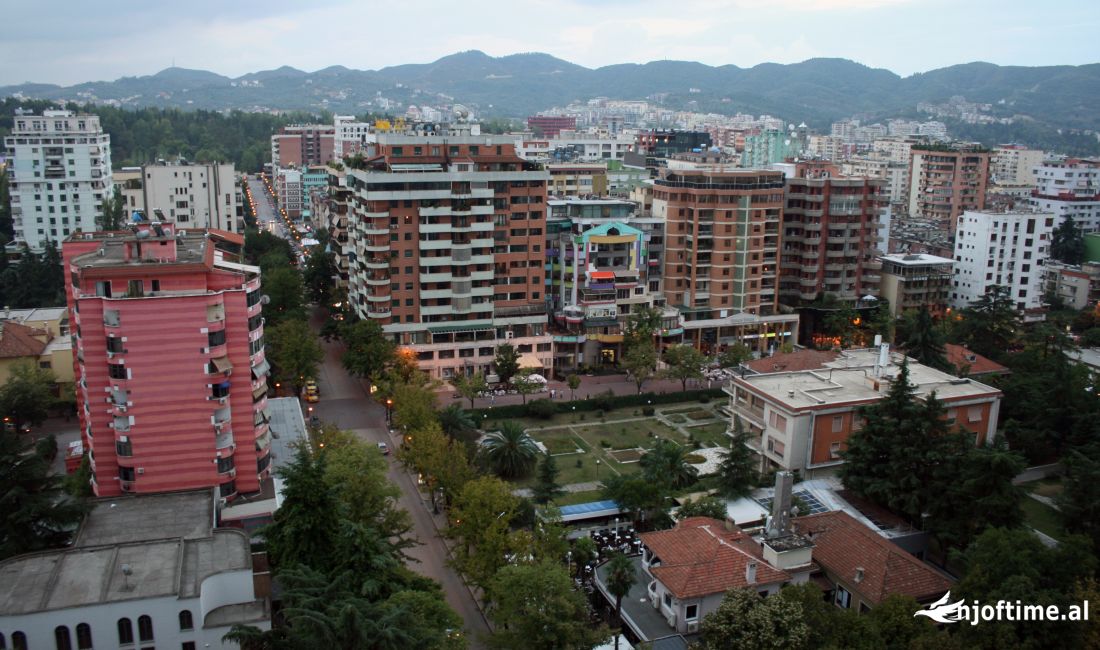 Zyre 1+1 – Blloku (VR004)