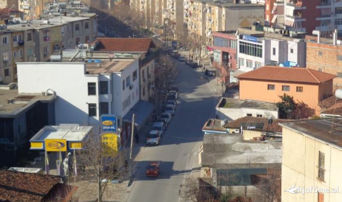 Ambient Biznesi me Qera – Ali Demi  VR(004)