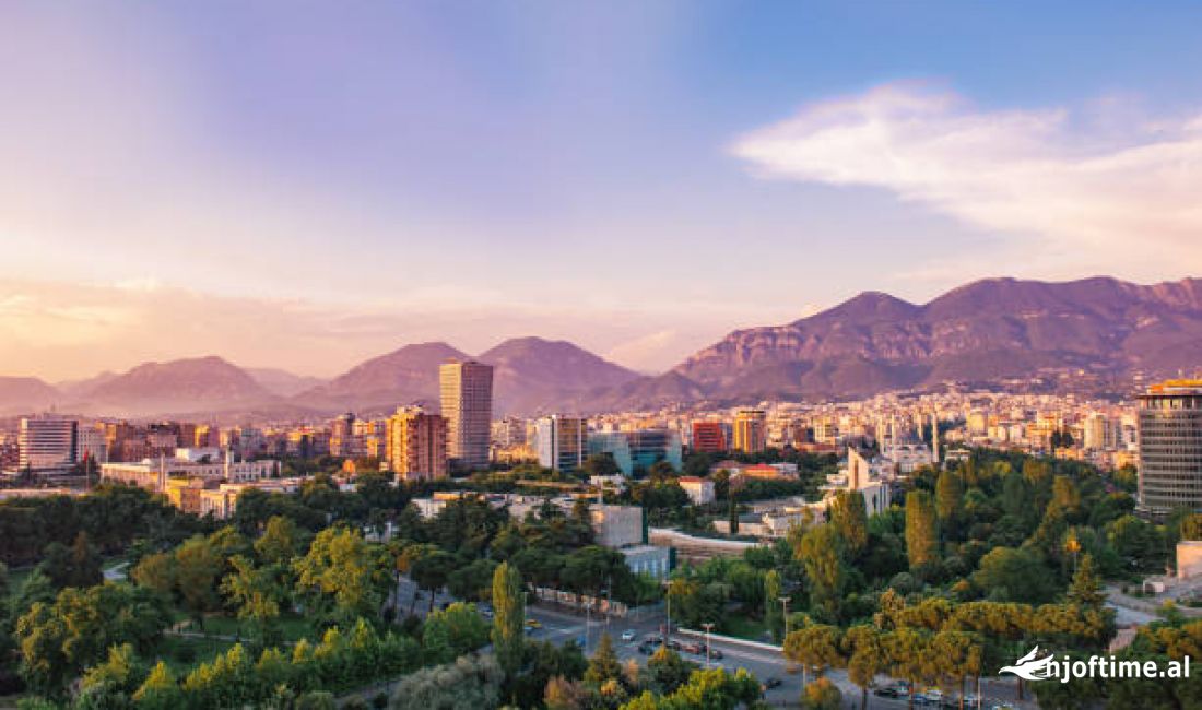 Ambient biznesi me qera - Bulevardi Bajram Curri (VR111)