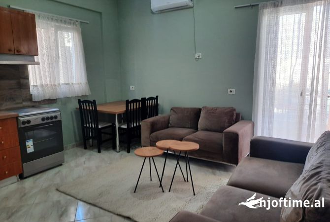  Apartament me Qera 2+1 -  Porcelan (VR004)